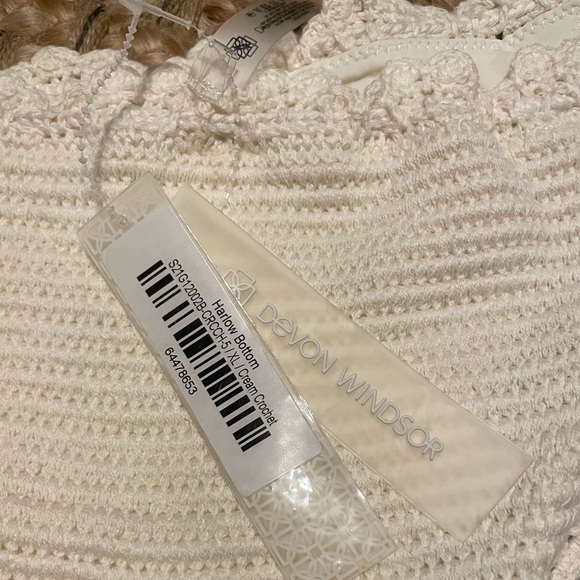 DEVON WINDSOR ❤️‍🔥 HARLOW NWT BIKINI BOTTOMS - Picture 13 of 15